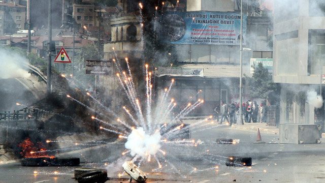 clashes-in-istanbul-on-may-day