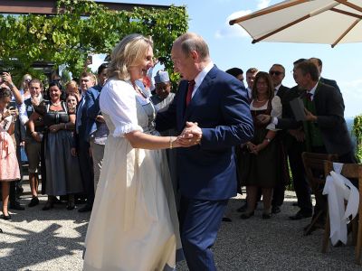Пригласившая Путина на свадьбу экс-глава МИД Австрии может войти в совет директоров «Роснефти»